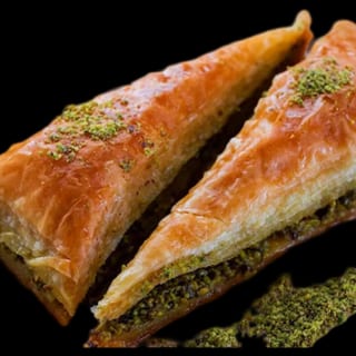 Large Pistachio Triangle Baklava